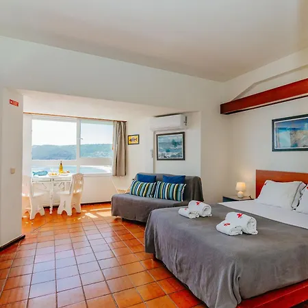 Rent4rest - Ocean View *