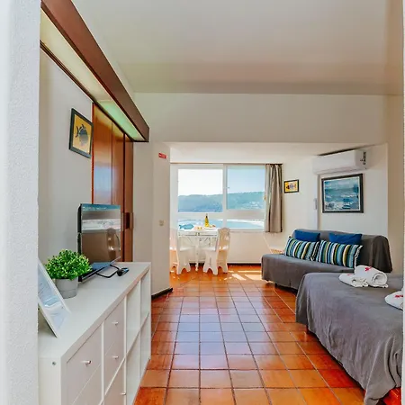 Rent4rest - Ocean View Апартаменты Сесимбра