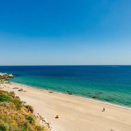 Rent4rest - Ocean View Сесимбра