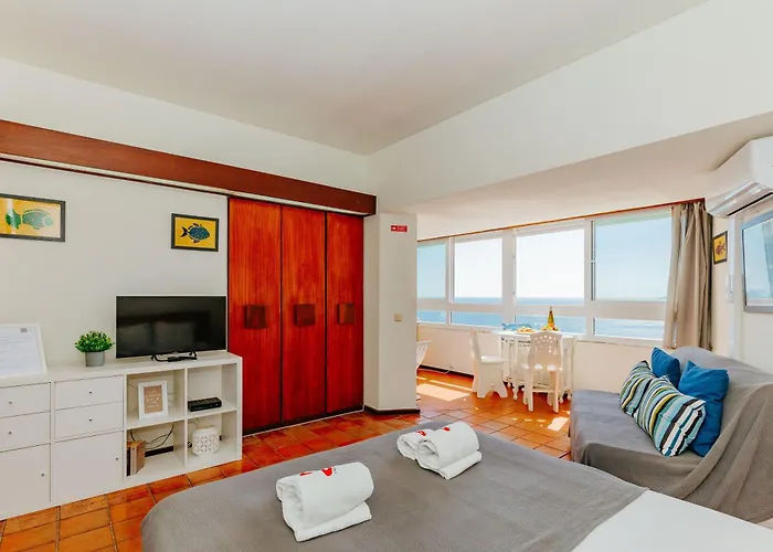 Rent4rest - Ocean View *