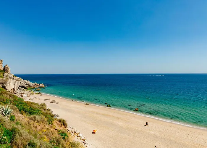 Rent4rest - Ocean View Сесимбра